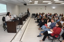 Palestra coma profa. Erica dos Santos Rodrigues. Fotógrafo Antônio Albuquerque.