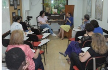 Entrevista com Marina Colassanti na sede do IILER. Fotógrafo Antônio Albuquerque. Acervo Núcleo de Memória.