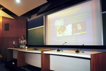 Palestra da Profa. Djenane Pamplona no Auditório do RDC. Fotógrafa Thaís Mandarino. Acervo do Projeto Comunicar. 