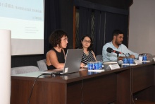 Vanessa Dolce, a profa. Paula Drumond (IRI) e o prof. Ricardo Oliveira (IRI). Fotógrafo Antônio Albuquerque.