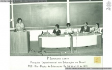 Vera Candau e o Padre Antonius Benkö, S.J. no I Semináriosobre Pesquisa Experimental Vera Candau e o Padre Antonius Benkö, S.J. no I Semináriosobre Pesquisa Experimental