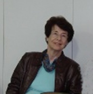 A Profa. Regina Maria de Oliveira Borges.